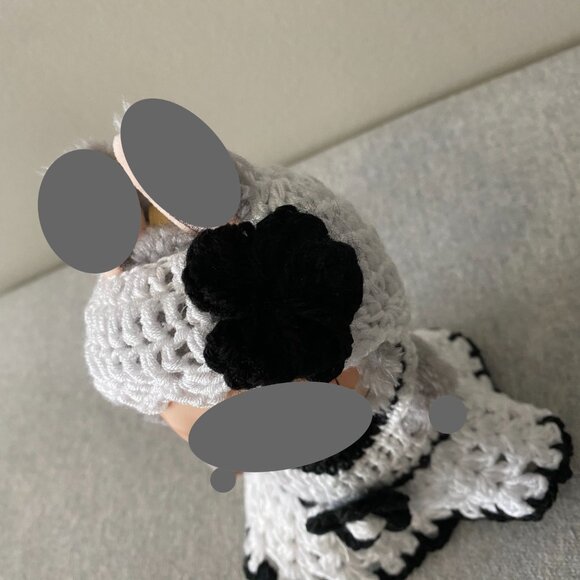 Handmade Crochet White Black Outfit for 17cm Plush Doll 2-Piece Set - Picture 6 of 8